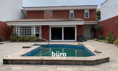 CASA EN ALQUILER EN SAN ISIDRO IDEAL PARA EMBAJADA