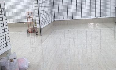 LOCAL COMERCIAL / MANQUEHUE NORTE