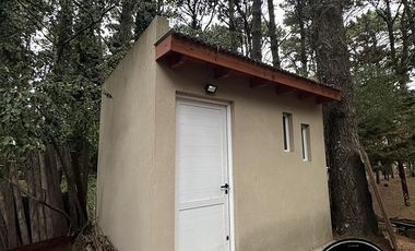Casa a 300m del mar en Costa del Este - Av. 3 e/ Orquideas y Violetas al 346