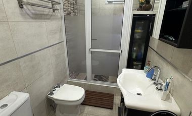 Casa a 300m del mar en Costa del Este - Av. 3 e/ Orquideas y Violetas al 346