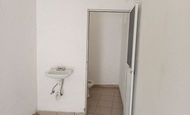 LOCAL  EN  SANTA  ROSA  JAUREGUI