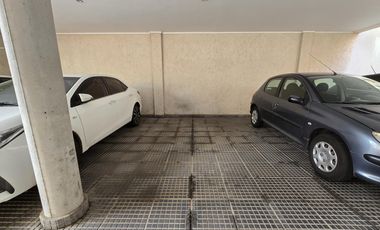 EDIFICIO ZEBALLOS 148 COCHERA CUBIERTA DE 2,50 POR 5,00 MTS