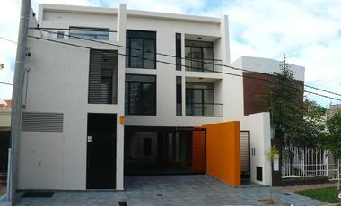 EDIFICIO ZEBALLOS 148 COCHERA CUBIERTA DE 2,50 POR 5,00 MTS