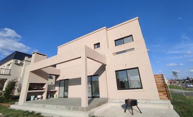 Casa en Venta en Santa Elena, Pilar del Este, Pilar, G.B.A. Zona Norte, Argentina