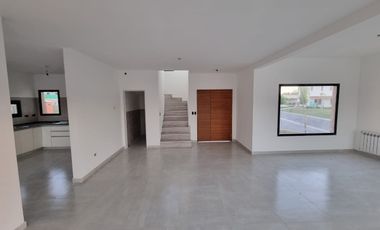 Casa en Venta en Santa Elena, Pilar del Este, Pilar, G.B.A. Zona Norte, Argentina
