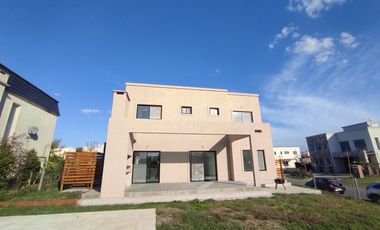 Casa en Venta en Santa Elena, Pilar del Este, Pilar, G.B.A. Zona Norte, Argentina