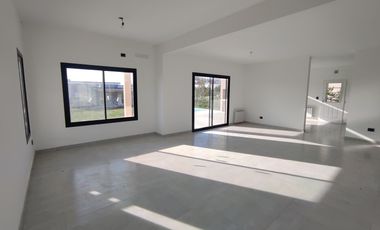 Casa en Venta en Santa Elena, Pilar del Este, Pilar, G.B.A. Zona Norte, Argentina