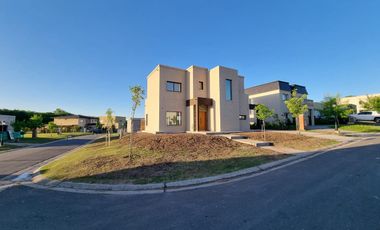 Casa en Venta en Santa Elena, Pilar del Este, Pilar, G.B.A. Zona Norte, Argentina