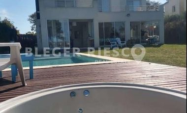 Casa en Alquiler en San Isidro Labrador, Villanueva, Tigre, G.B.A. Zona Norte, Argentina