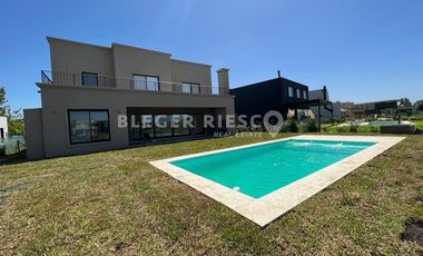 Casa en Alquiler en El Cantón, Escobar, G.B.A. Zona Norte, Argentina