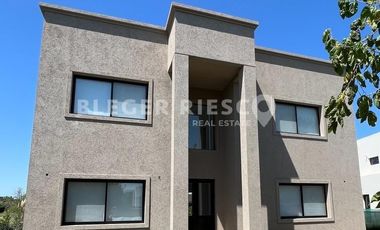 Casa en Alquiler en El Cantón, Escobar, G.B.A. Zona Norte, Argentina