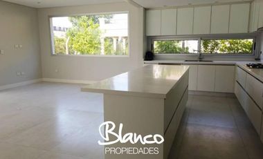 Casa en Venta en La Lomada, Pilar, G.B.A. Zona Norte, Argentina