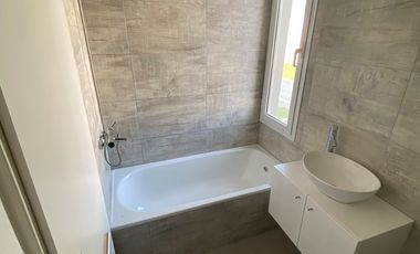 Casa en Venta en DECS Tortugas, Garin, Escobar, G.B.A. Zona Norte, Argentina