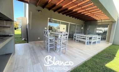 Casa en Venta en Barbarita, General Pacheco, Tigre, G.B.A. Zona Norte, Argentina