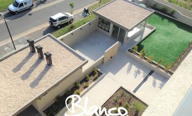 Departamento en Venta en Puerto Escondido, Nordelta, Tigre, G.B.A. Zona Norte, Argentina