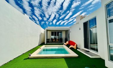 Casa de una planta equipada y amueblada de tres habitaciones y piscina