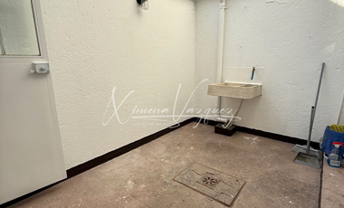 Casa en Venta: en Casa de Campo, con 2 Plantas y Jardín