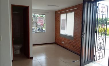 Arriendo Apartaestudio o Local Santa Clara 1 - parq 41-85 Rionegro