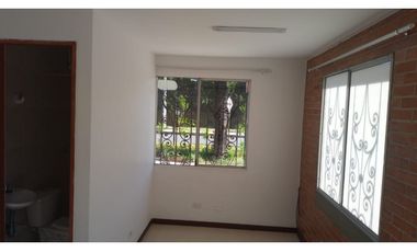 Arriendo Apartaestudio o Local Santa Clara 1 - parq 41-85 Rionegro