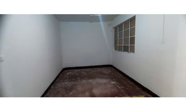 Arriendo Casa Local Jesús Nazareno, Medellín