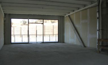 ARRIENDO Local Comercial 117,49 m2, Strip Center, La Dehesa