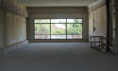 ARRIENDO Local Comercial 117,49 m2, Strip Center, La Dehesa