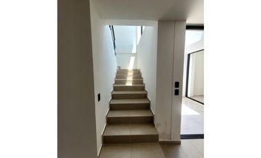 Casa en conjunto para la Venta en Cerritos,Pereira!!