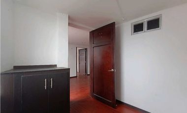 Arrienda Apartamento 4 alcobas en Chipre, Manizales-Caldas