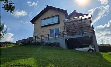 Casa en Arriendo Loma del Escobero Envigado