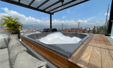 Penthouse dúplex con terraza, jacuzzi y la vista mas linda a Medellín