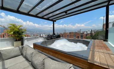 Penthouse dúplex con terraza, jacuzzi y la vista mas linda a Medellín