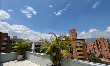 Penthouse dúplex con terraza, jacuzzi y la vista mas linda a Medellín