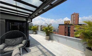 Penthouse dúplex con terraza, jacuzzi y la vista mas linda a Medellín