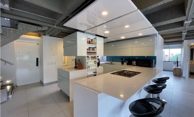 Penthouse dúplex con terraza, jacuzzi y la vista mas linda a Medellín