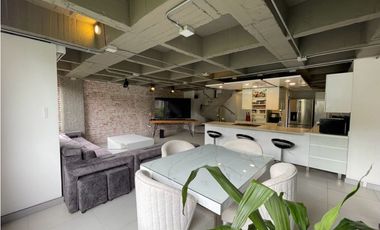 Penthouse dúplex con terraza, jacuzzi y la vista mas linda a Medellín