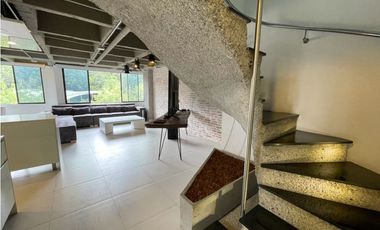 Penthouse dúplex con terraza, jacuzzi y la vista mas linda a Medellín