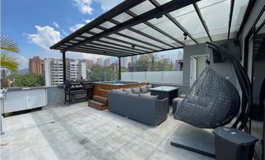 Penthouse dúplex con terraza, jacuzzi y la vista mas linda a Medellín