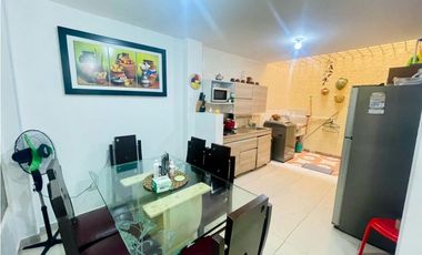 Casa bifamiliar de tres pisos en venta Barrio El Bosque Palmira Valle