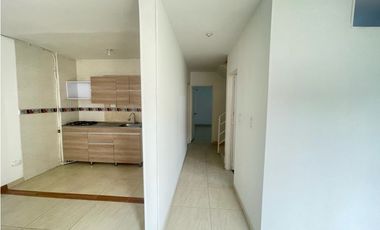 Casa bifamiliar de tres pisos en venta Barrio El Bosque Palmira Valle