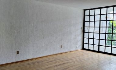 Casa en venta en Lomas de Tecamachalco!!!