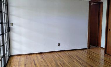 Casa en venta en Lomas de Tecamachalco!!!