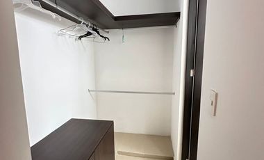 VENTA DE TOWN HOUSE AMUEBLADO EN MONTES DE AME , MÉRIDA