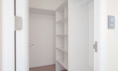 Carlos Silva Vildóso (1 Est /1 Bod)