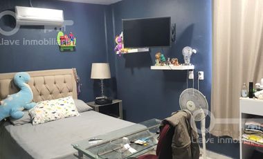 Casa de 2 niveles en venta ubicada en  calle 10 de Julio, Col. San Silverio, Coatzacoalcos, Veracruz.