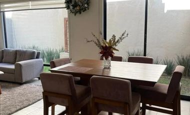 RENTA DE CASA DE UNA SOLA PLANTA DENTRO DE RESIDENCIAL EN METEPEC