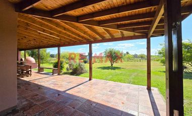 CASA 4 AMBIENTES VENTA CAÑUELAS 10400m2 c/PILETA