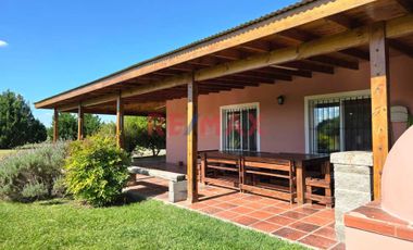 CASA 4 AMBIENTES VENTA CAÑUELAS 10400m2 c/PILETA