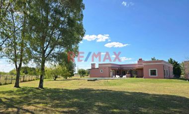 CASA 4 AMBIENTES VENTA CAÑUELAS 10400m2 c/PILETA