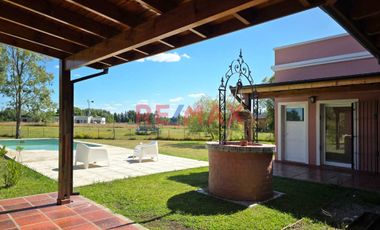 CASA 4 AMBIENTES VENTA CAÑUELAS 10400m2 c/PILETA