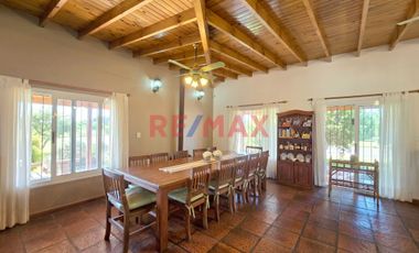 CASA 4 AMBIENTES VENTA CAÑUELAS 10400m2 c/PILETA